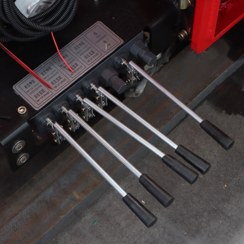 رافعة مثبتة على شاحنة بذراع مفصل 12 طن