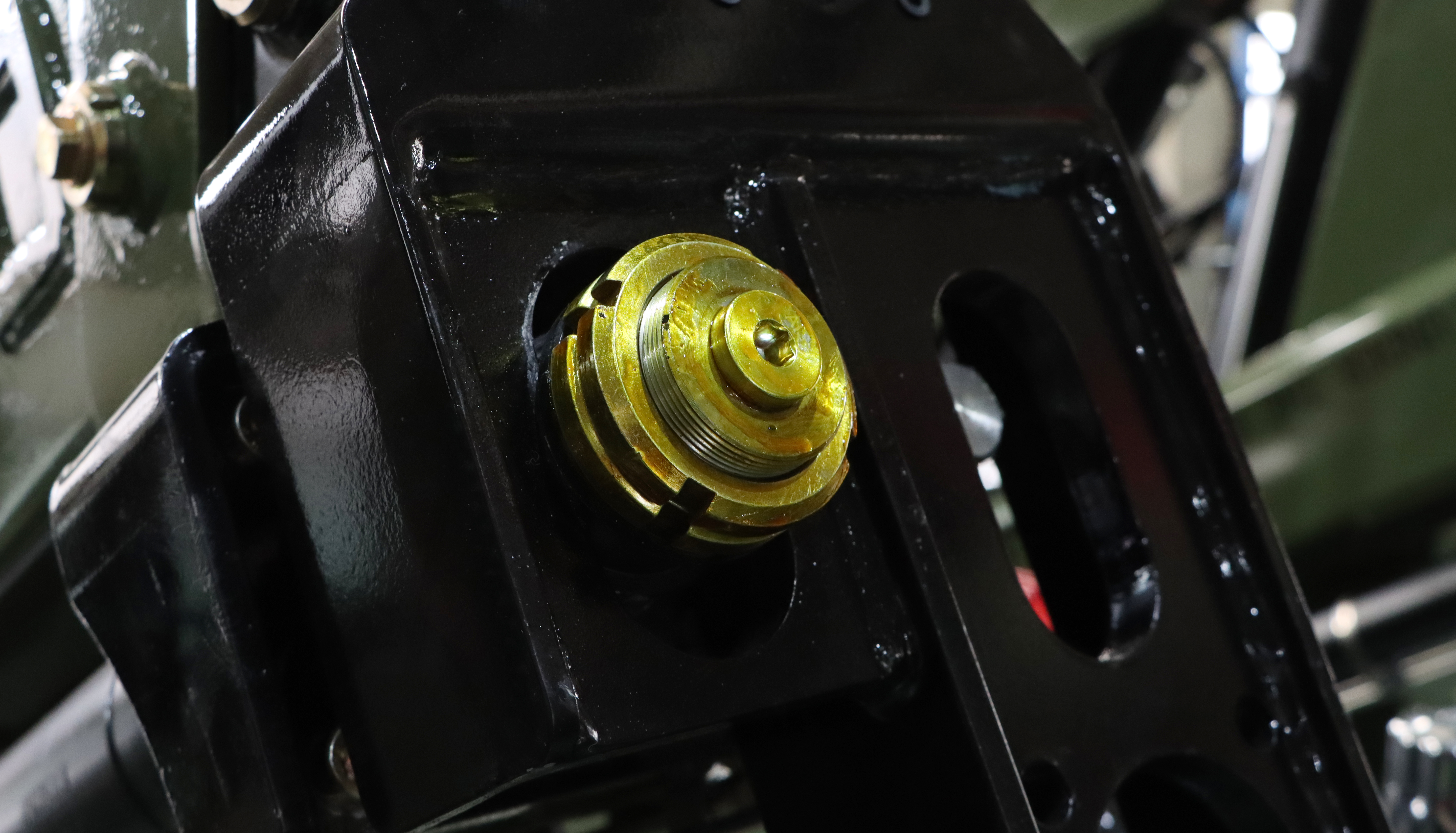 رافعة مثبتة على شاحنة بذراع مفصل 3.2 طن