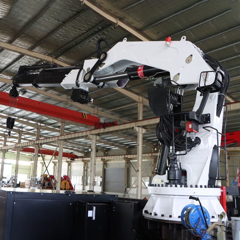 رافعة بحرية بوم المفصل 25 طن