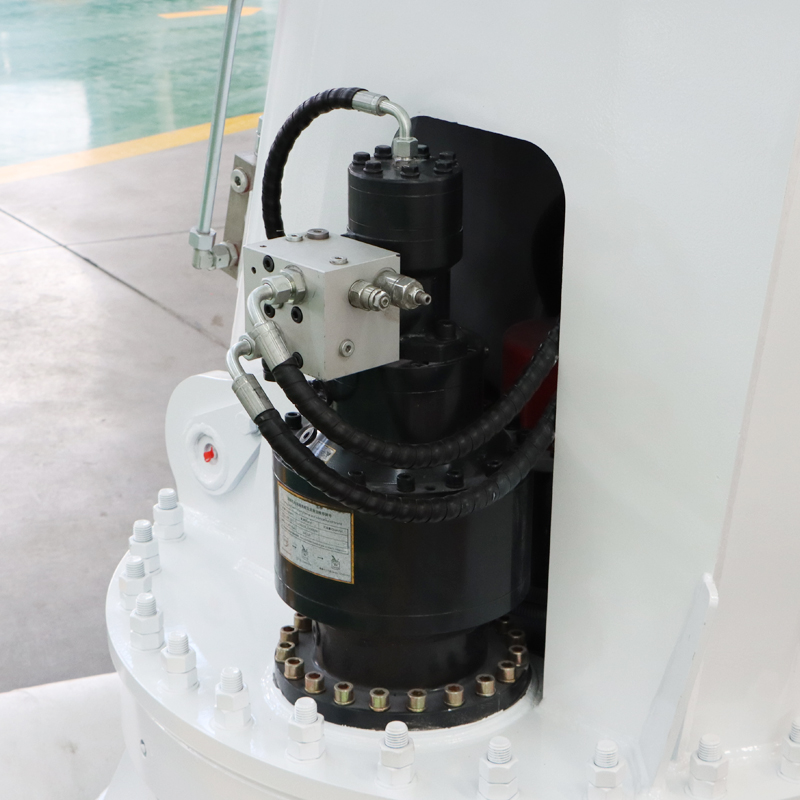 رافعة تلسكوبية بحرية 12 طن