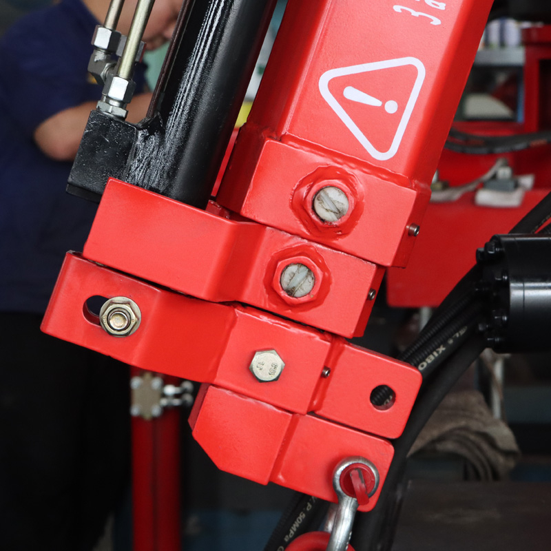 رافعة صغيرة 800 كجم مع ركائز