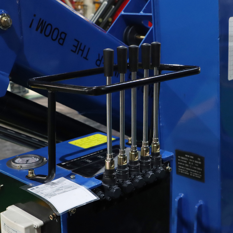 رافعة بحرية بوم المفصل 4 طن