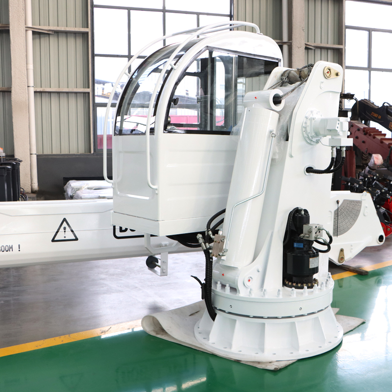 رافعة تلسكوبية بحرية 12 طن