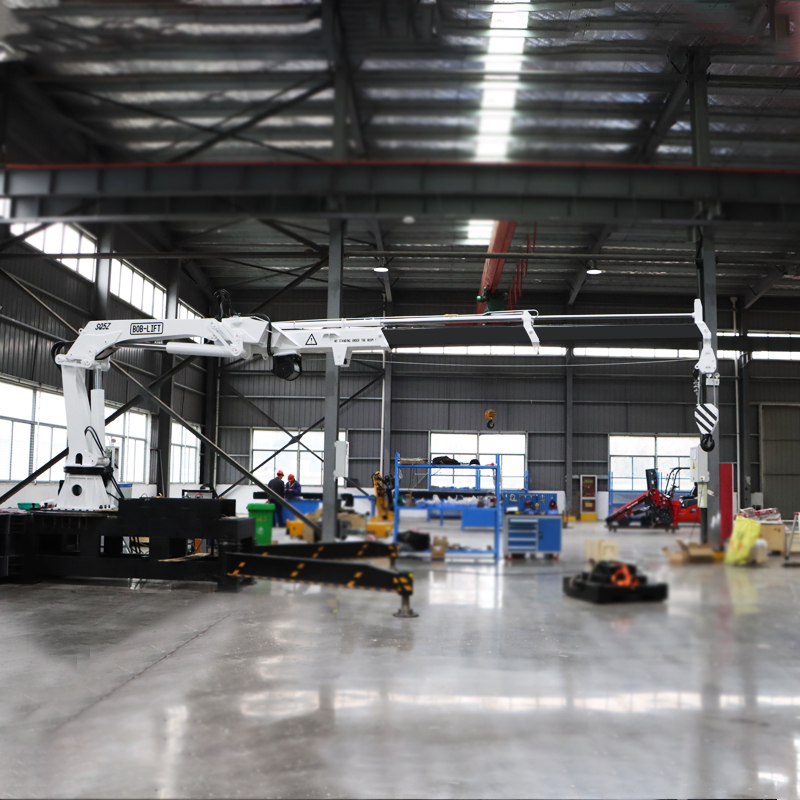 رافعة بحرية بوم المفصل 5 طن