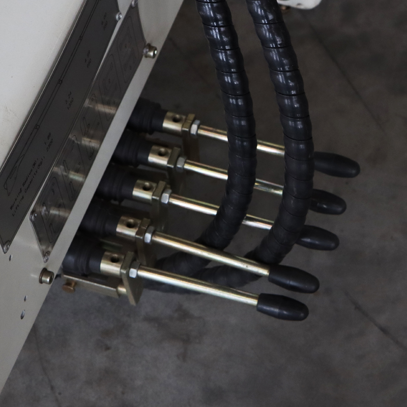 رافعة مثبتة على شاحنة بذراع مفصل 2 طن