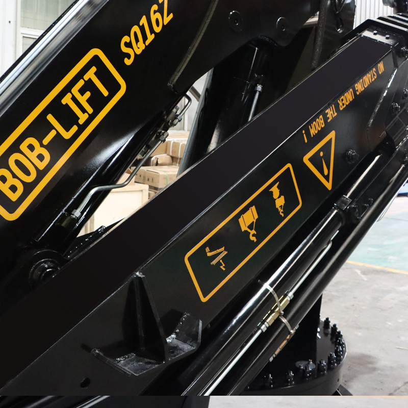 رافعة بحرية بوزن 16 طن