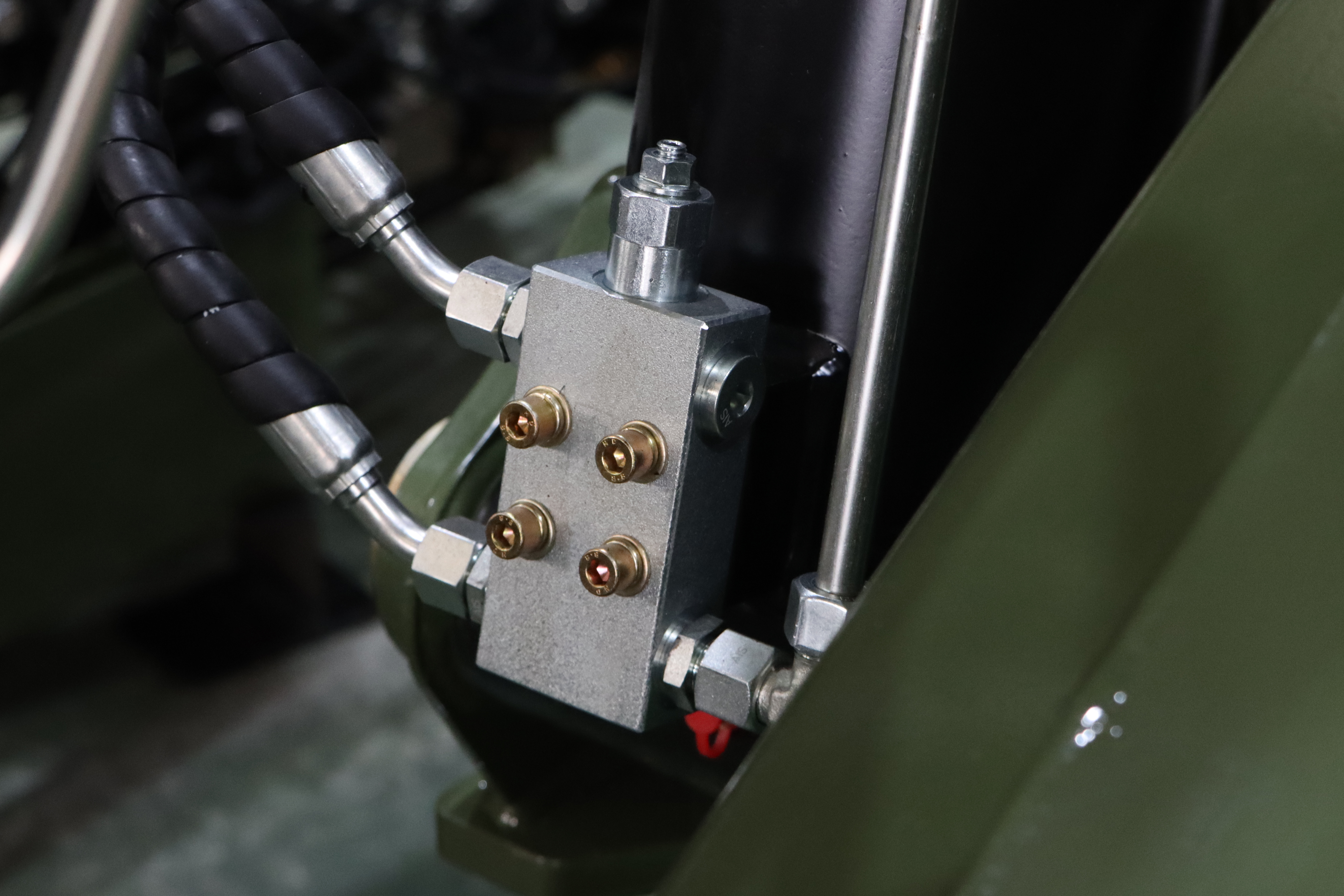 رافعة مثبتة على شاحنة بذراع مفصل 3.2 طن